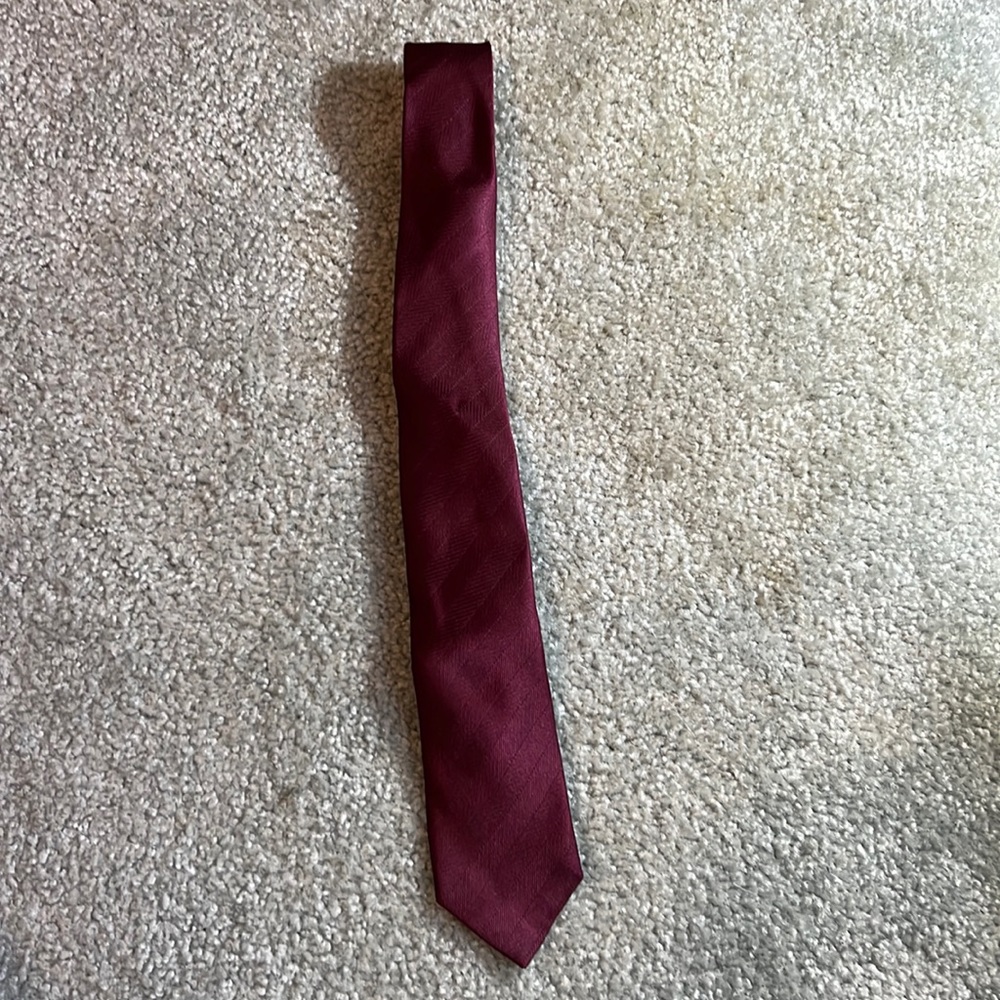 Slim tie
